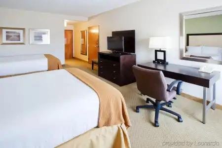 Holiday Inn Express Myrtle Beach-Broadway at the Beach by IHG - 4
