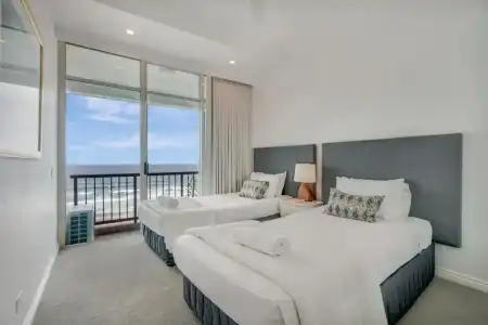 Oceana on Broadbeach - 59