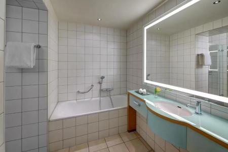 Hilton Cologne - 49
