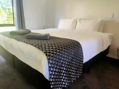 Half Moon Bay Motel - 65