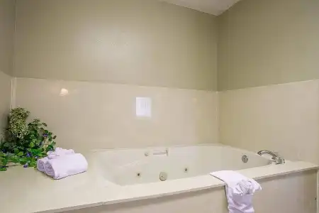 Quality Inn Augusta West Near Fort Gordon - 16