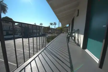 Orange Tree Inn - 35