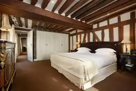Pavillon de la Reine & Spa, Place des Vosges - 142