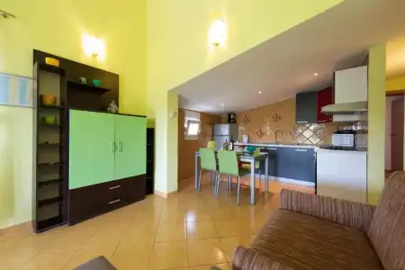 Apartments Karen - 98