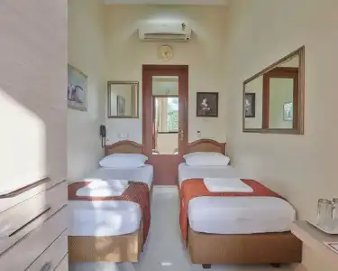 Elphinstone Annexe - 20