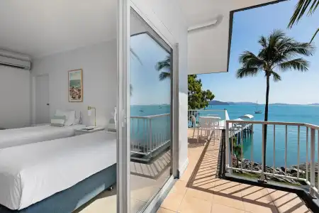 Coral Sea Resort - 6