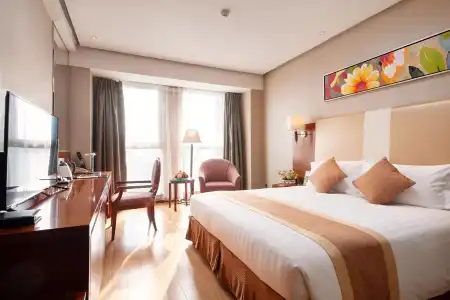 Regal Jinfeng - 5