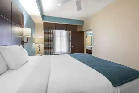 Best Western Plus Midland Suites - 61