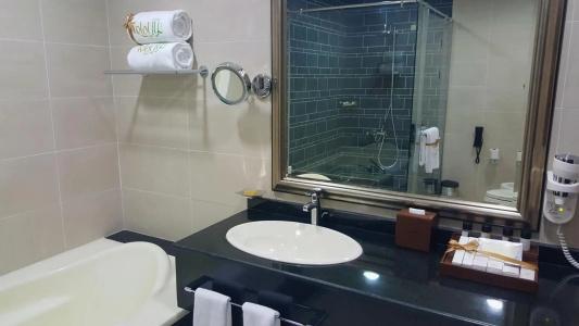 Telal Resort, Al Ain - 7