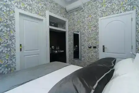 Via Veneto Suites - 11
