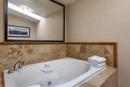 Best Western Plus Las Vegas West - 44