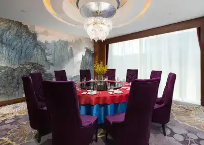 Headquarter International - 12