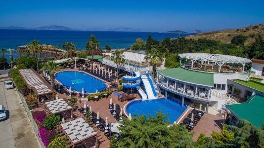 Golden Beach Resort & Spa - 13