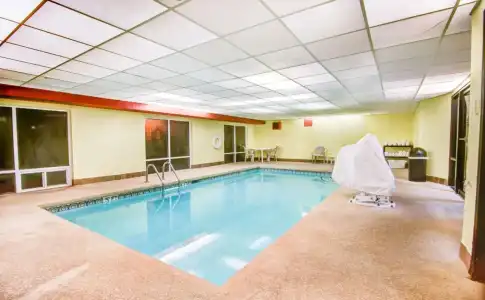 Comfort Inn & Suites Macon North I-75 - 14