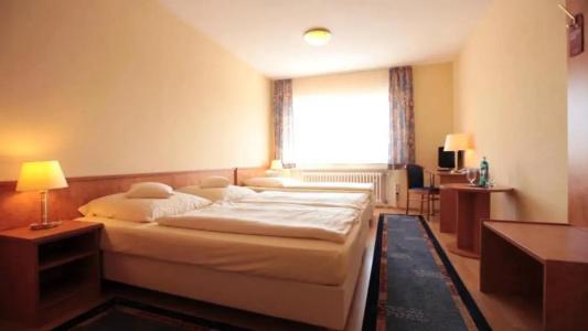 Park-Hotel - 7