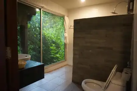 Rock And Treehouse Resort - 25