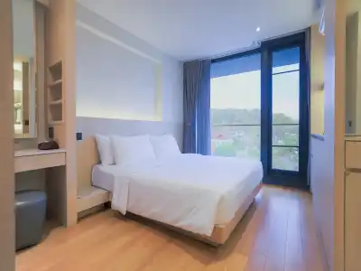 Balcony Seaside Sriracha & Serviced Apartments (SHA Extra Plus) - 4