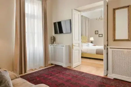 Noble Suites - 72