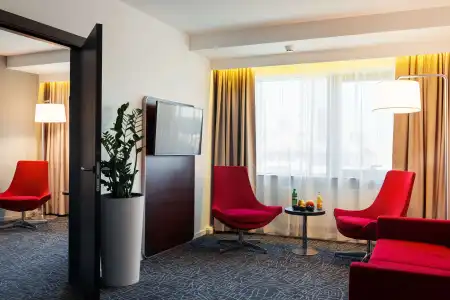 Park Inn by Radisson Kyiv Troyitska - 44