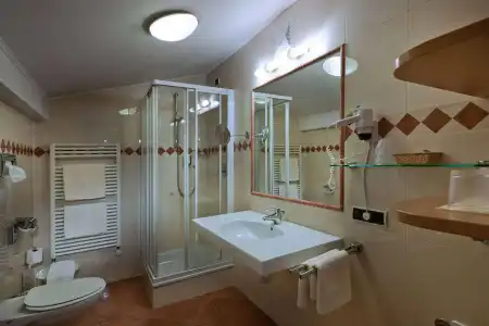 ADLER Historic Guesthouse - 8