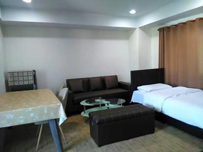 Mall Suites - 403