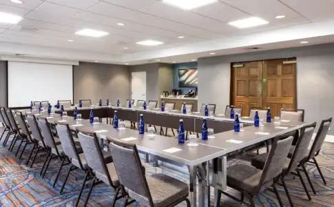 Courtyard by Marriott Myrtle Beach Barefoot Landing - 17