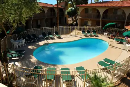 Hospitality Suite Resort - 15