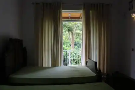 Sunlit Villa - 16