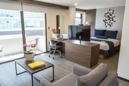 FlowSuites WTC - 71