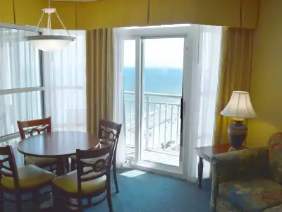 Carolinian Beach Resort by Vacasa - 6