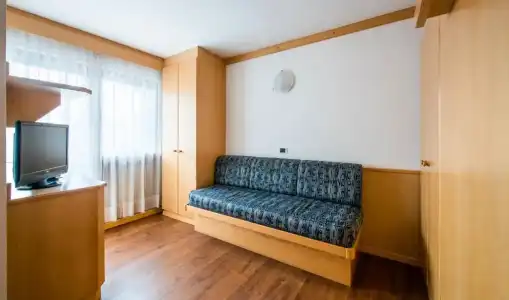 Residence Contrin - 77
