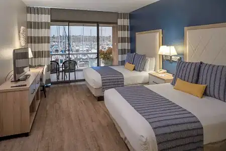 Bay Club & Marina - 37