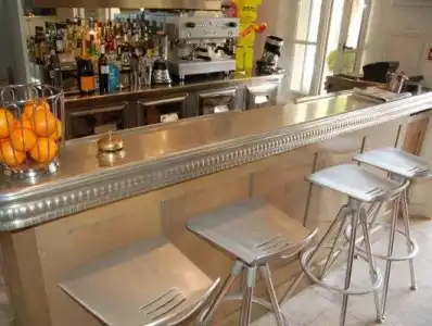 Pastis Saint-Tropez - 9
