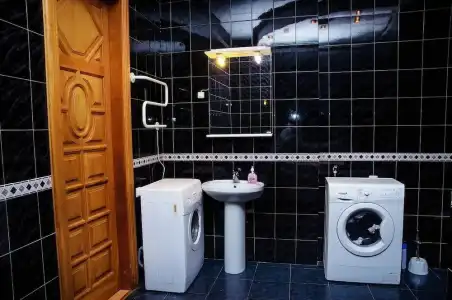 Golden Globus Hostel - 26