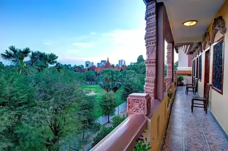 RS II Guesthouse - 57