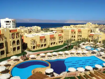 Marina Plaza, Tala Bay - 11