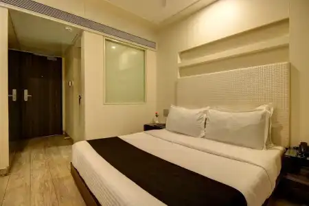 Mumbai House Juhu - 41