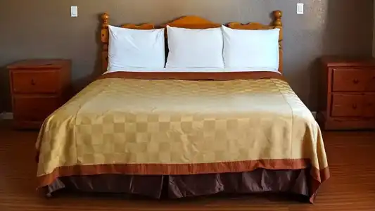 Paradise Inn & Suites - 35