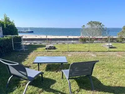 Hôtel Point France - 85