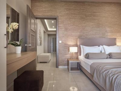 Koukounaria & Suites - 33