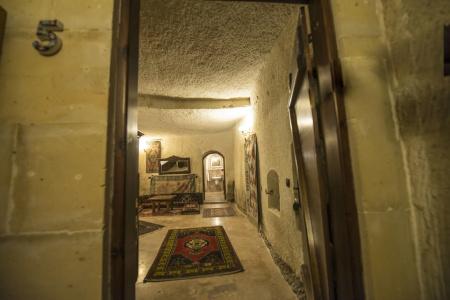 Vineyard Cave - 11