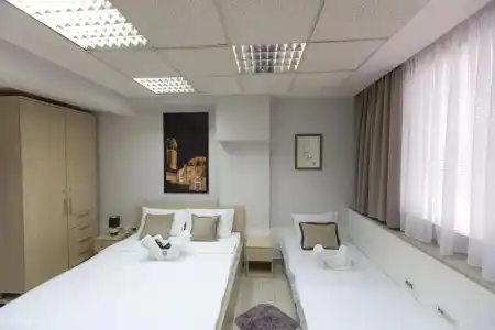 7 Hills Suites - 31