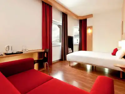 Ibis Kyiv City Center - 27