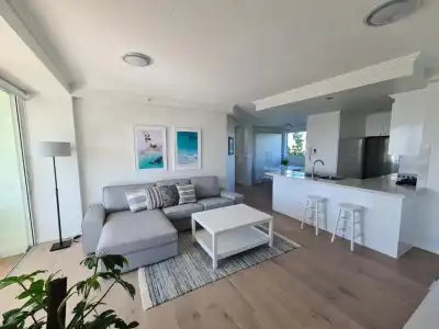 Crystal Bay on the Broadwater - 351