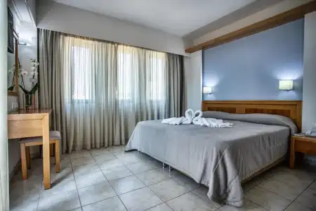 Mary & Mary Royal Suites - 33