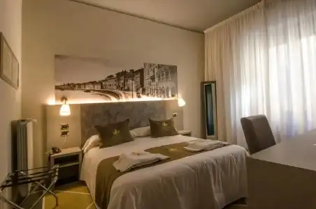 Maria - 50