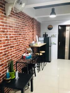BB House Budget & Boutique - 17