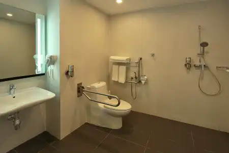 Holiday Inn Express Kuala Lumpur City Centre by IHG - 8