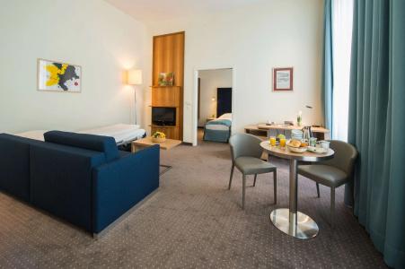 HiLight Suites - 37