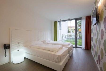 Holiday IV Gardan - 1